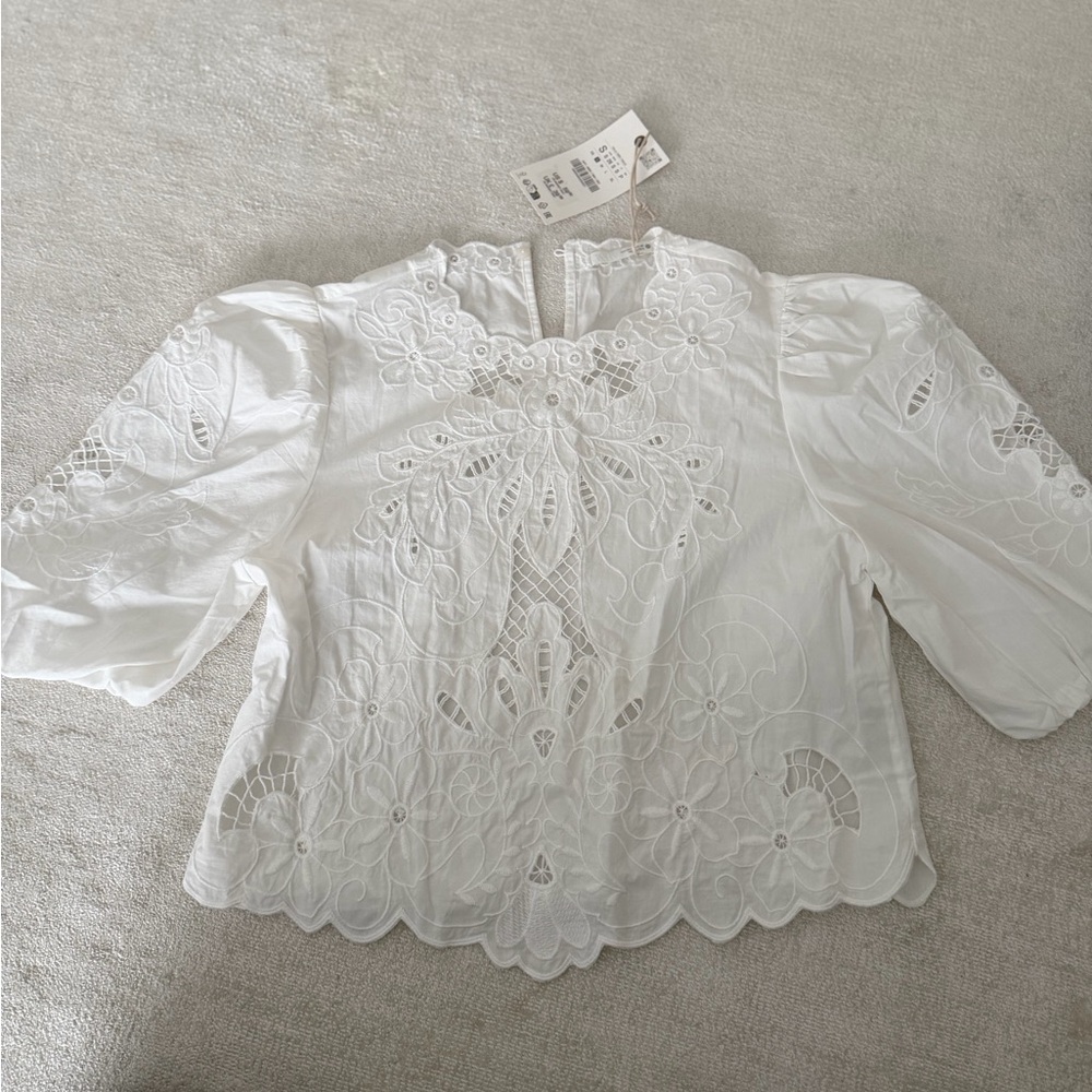 Zara White Embroidered Blouse